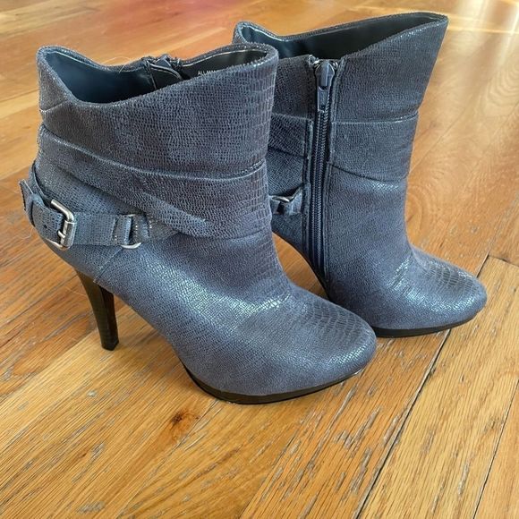 Style & Co. Faux Leather Smokin  Gray Platform Ankle Booties Sz 8 - Picture 1 of 5